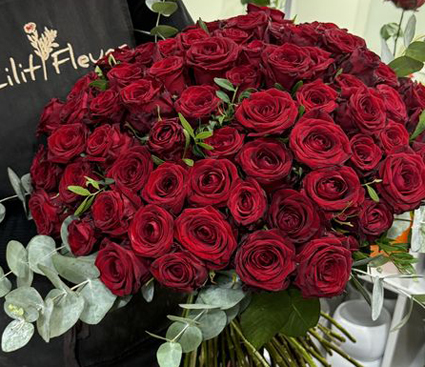 Livraison 150 Roses rouges RED